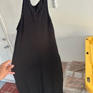 BLK SheIn one size goes all I wear medium it gets great.